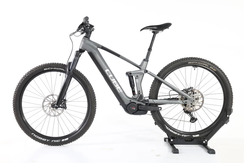 CUBE Stereo Hybrid 140 HPC Race 750 2023 T.M