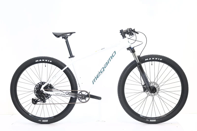 MEGAMO Natural Elite 15 2026