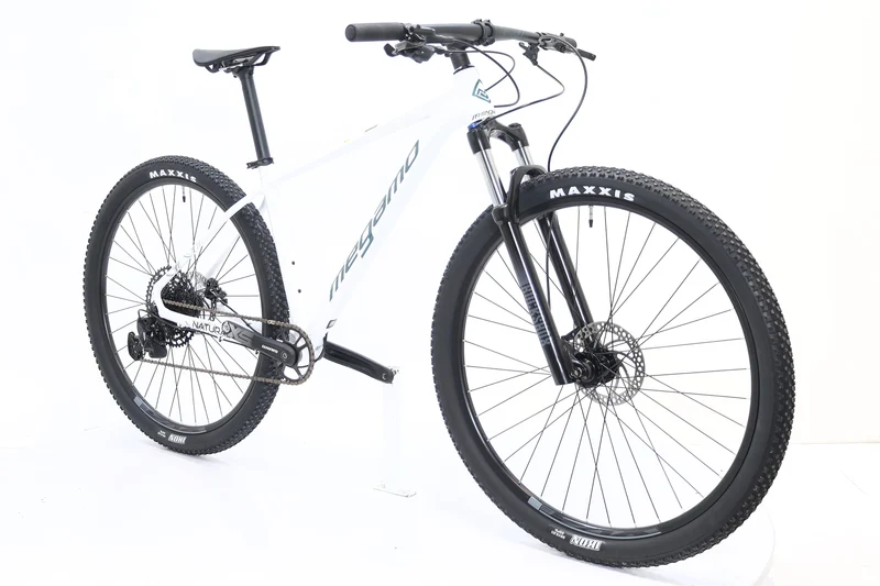 MEGAMO Natural Elite 15 2026