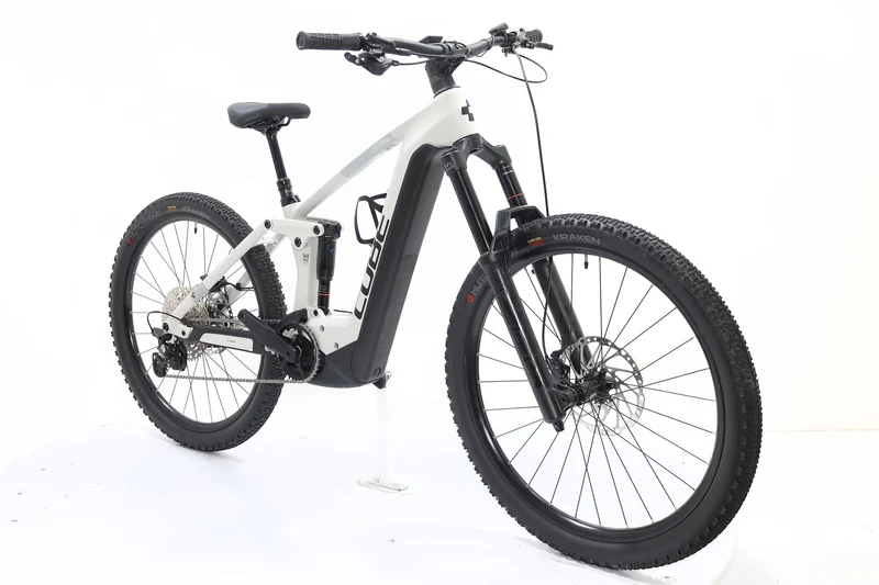 CUBE Stereo Hybrid 160 HPC SLX 750 2024 T.S