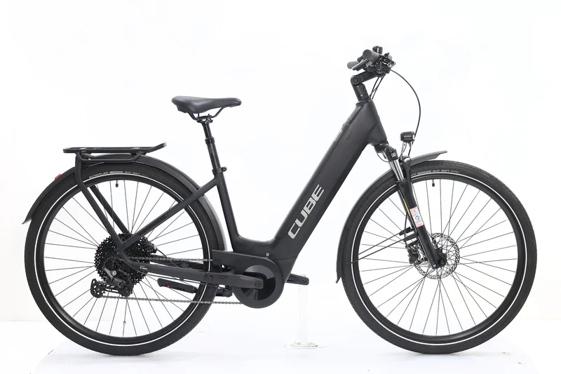CUBE Touring Hybrid Pro 625 2024 T.46