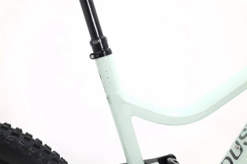 MOUSTACHE Samedi 27 Wide 4 2023 T.L