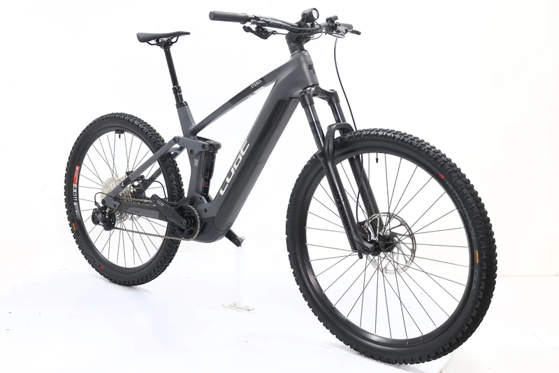 CUBE Stereo Hybrid 140 HPC Race 750 2023 T.L