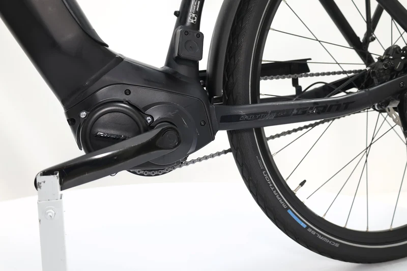 GIANT DailyTour E+ 2 RT LDS D 2022 T.M