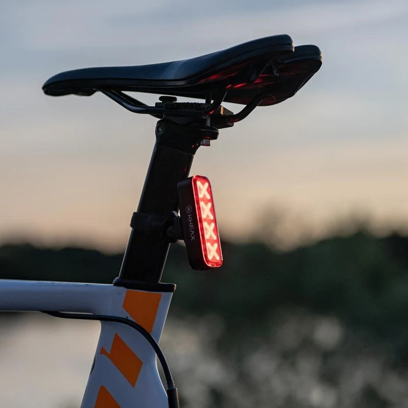 Feu arrière Kheax Zaurac USB-C avec antivol et sonnette 300 Lm