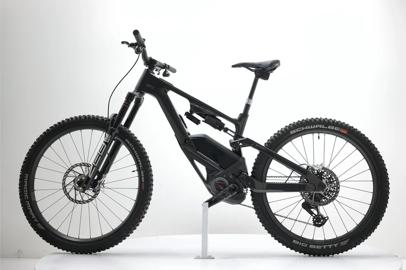LAPIERRE Overvolt GLP III TEAM 2025 T.M