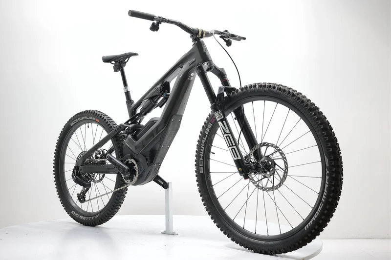 LAPIERRE Overvolt GLP III TEAM 2025 T.M
