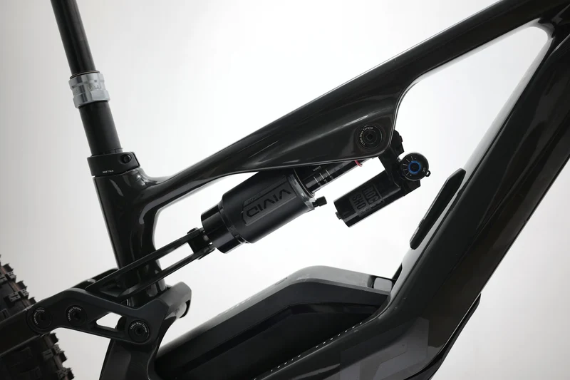 LAPIERRE Overvolt GLP III TEAM 2025 T.M
