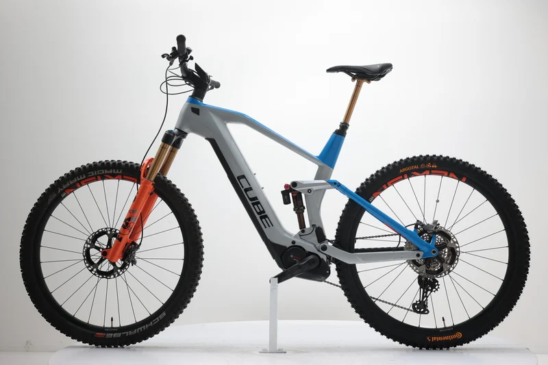 CUBE Stereo Hybrid 140 HPC Actionteam 625 Kiox 2021 T.XL