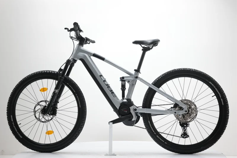 CUBE Stereo Hybrid 120 Race 750 2024 T.M