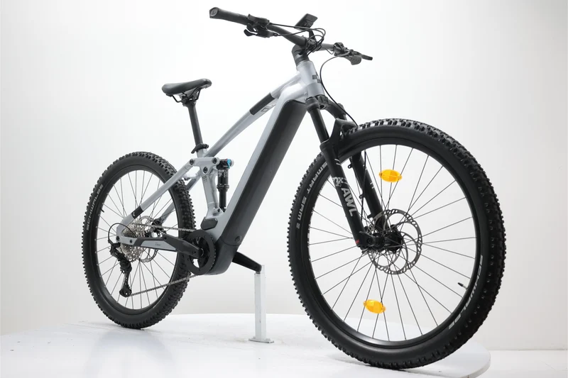 CUBE Stereo Hybrid 120 Race 750 2024 T.M