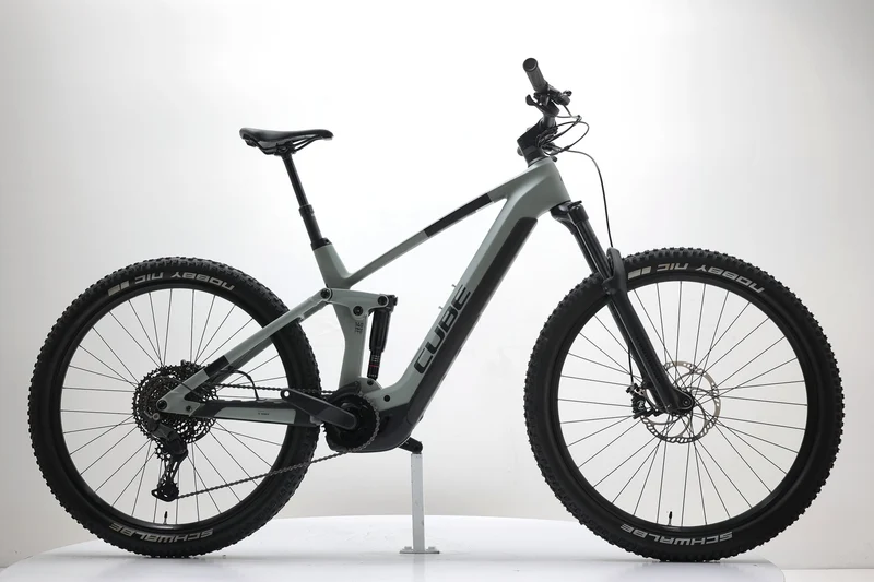 CUBE Stereo Hybrid 140 HPC Pro 750 2024 T.L