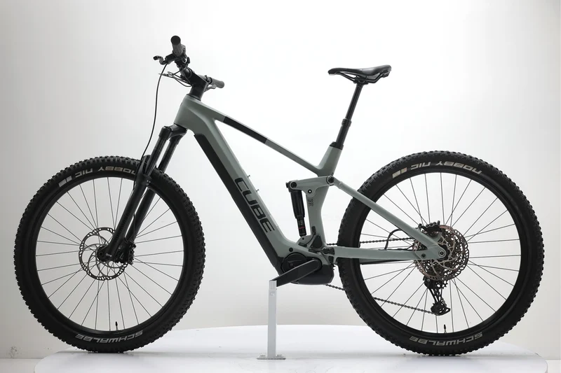 CUBE Stereo Hybrid 140 HPC Pro 750 2024 T.L