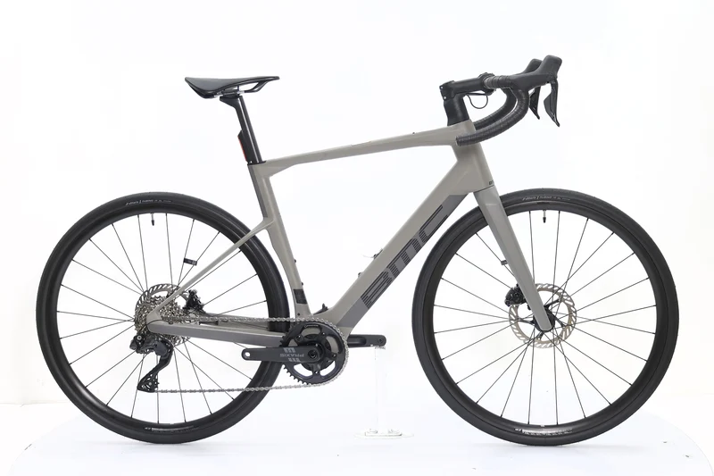 BMC Roadmachine 01 AMP TWO 2026 T.56