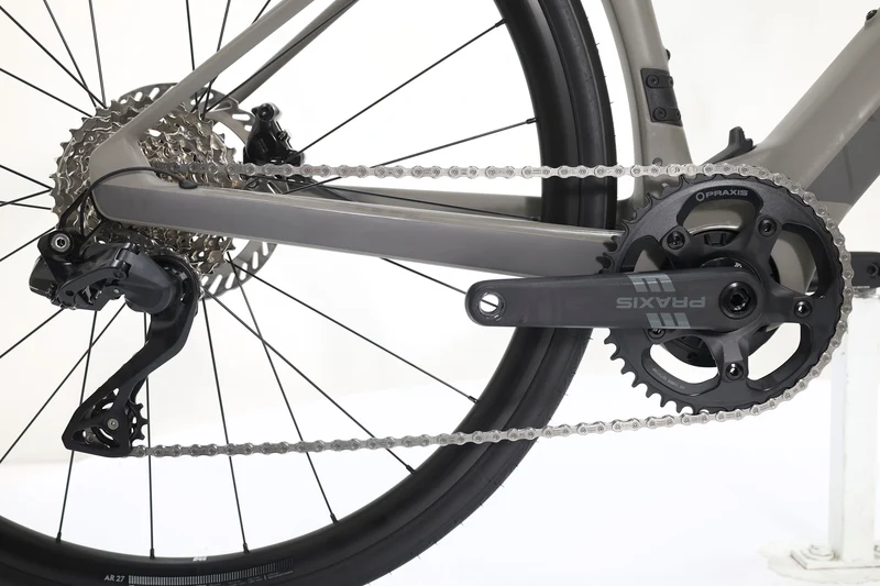 BMC Roadmachine 01 AMP TWO 2026 T.56