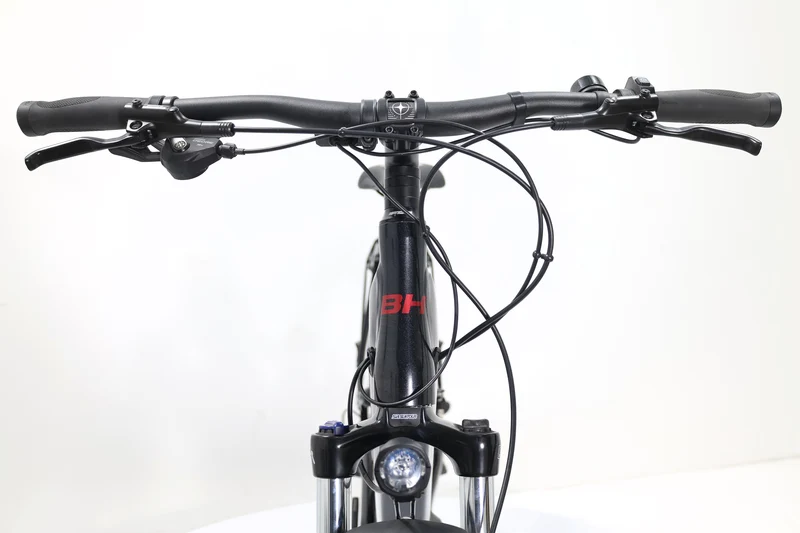 BH Atom Jet Pro 2021 T.S