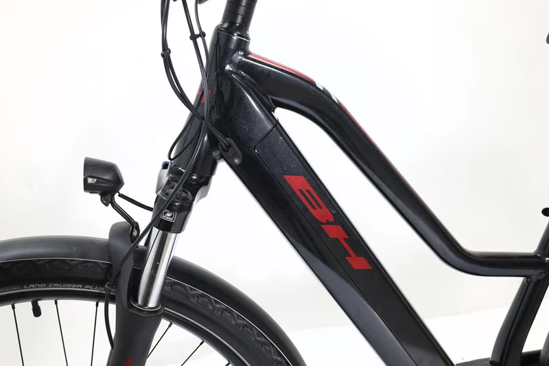 BH Atom Jet Pro 2021 T.S