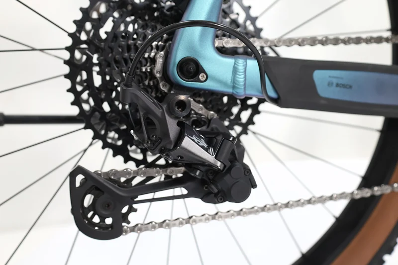 CUBE Reaction Hybrid Race 750 2024 T.S