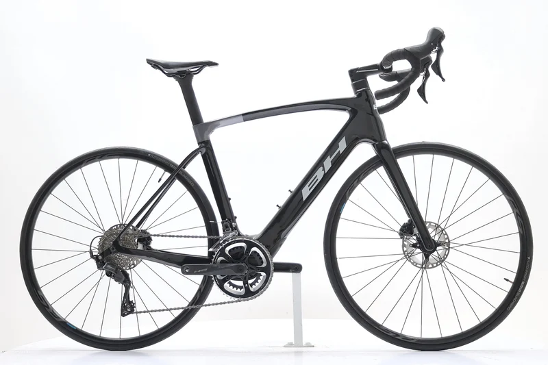 BH iRS1 CARBON 1.4 2024 T.L
