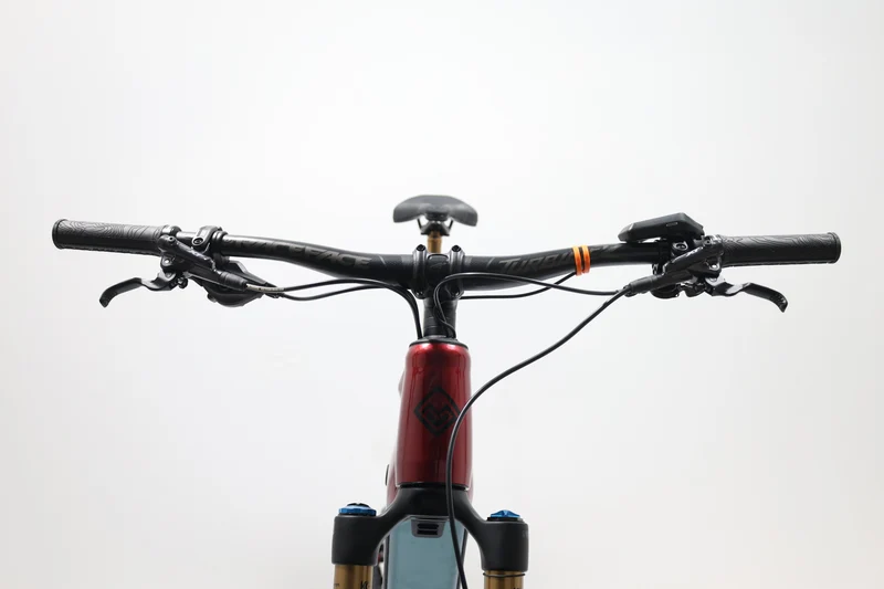 MEGAMO Flame AL 03 2025