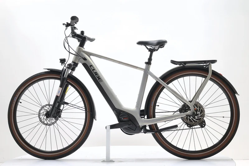 CUBE Touring Hybrid Pro 625 2023 T.M