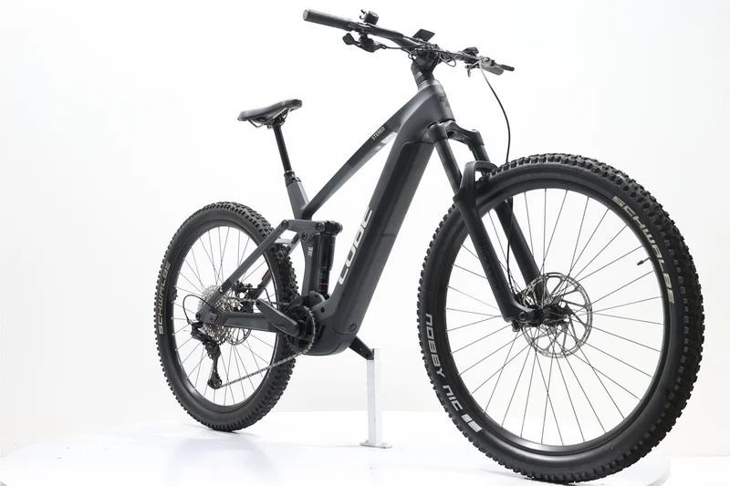 CUBE Stereo Hybrid 140 HPC Race 750 2024 T.L