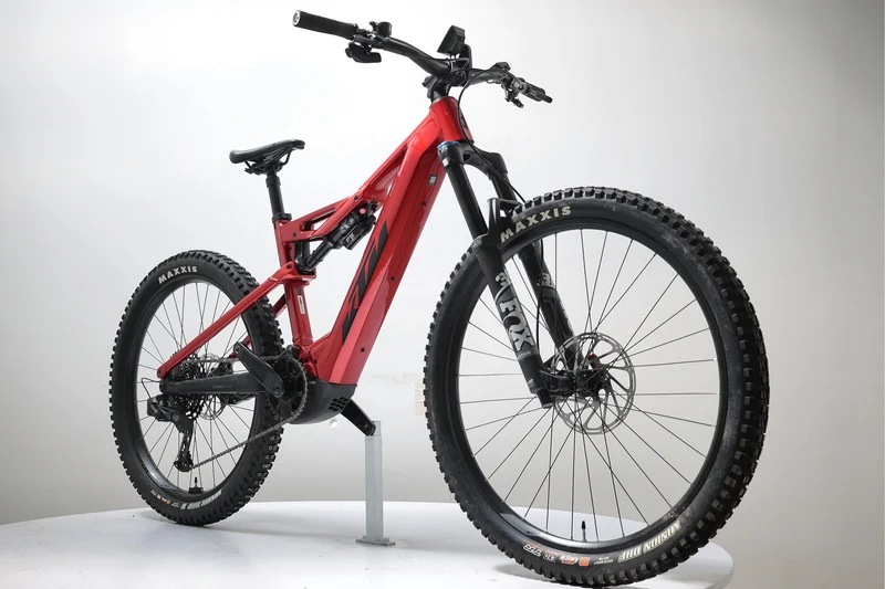 KTM MACINA KAPOHO 7971 2023 T.M