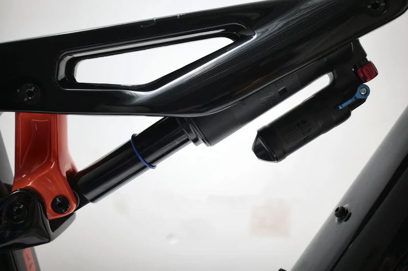 KTM MACINA KAPOHO 7973 2023 T.L