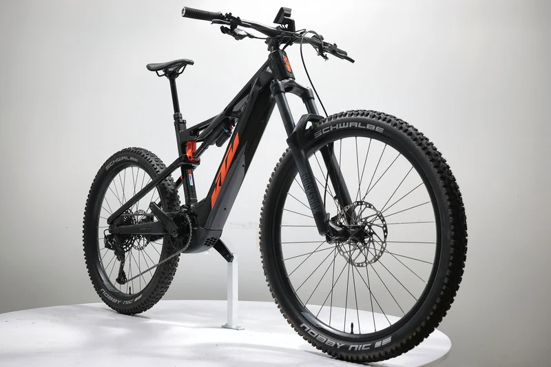 KTM MACINA KAPOHO 7973 2023 T.L