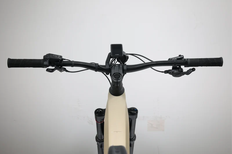 CUBE Stereo Hybrid 160 HPC SL 750 2022 T.M