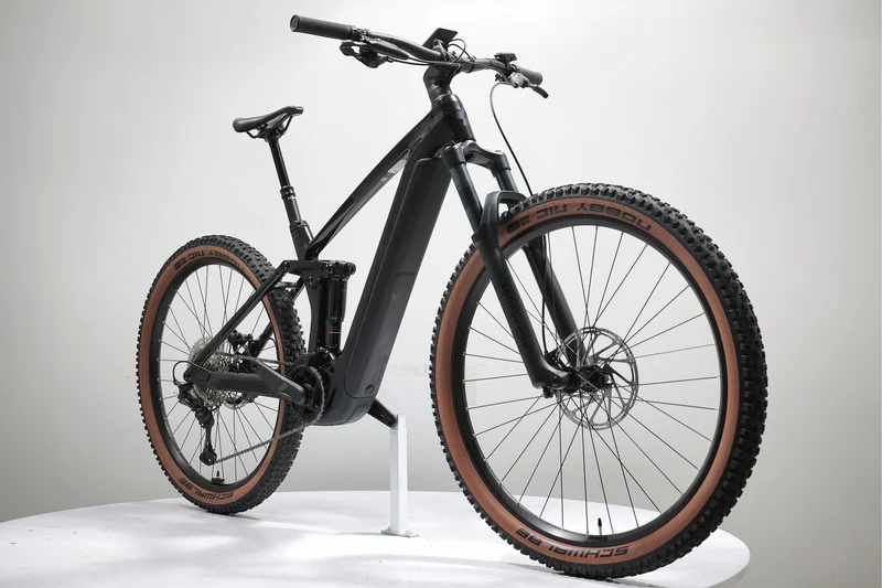 CUBE Stereo Hybrid 140 HPC Race 750 2024 T.M