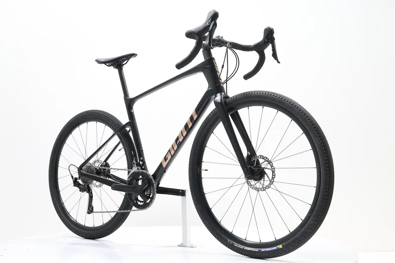 GIANT Revolt Advanced 3 2022 T.L