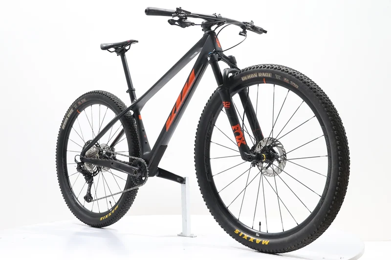 KTM MYROON MASTER 2024 T.M