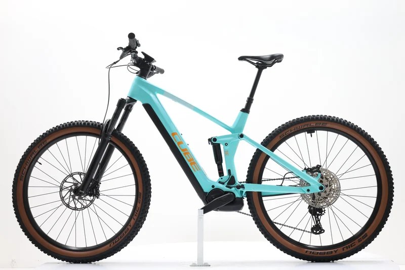 CUBE Stereo Hybrid 140 HPC RACE 750 2024 T.L