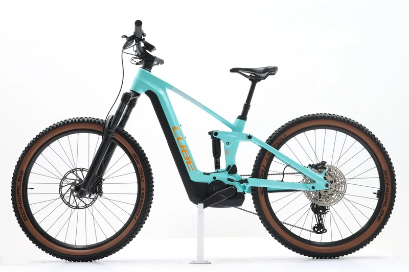 CUBE Stereo Hybrid 140 HPC Race 750 2024 T.S