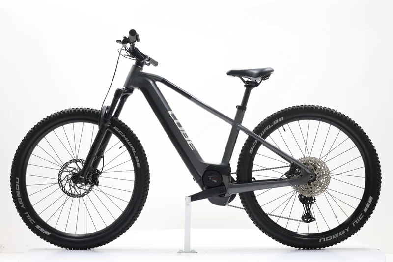 CUBE Reaction Hybrid Race 750 2023 T.L