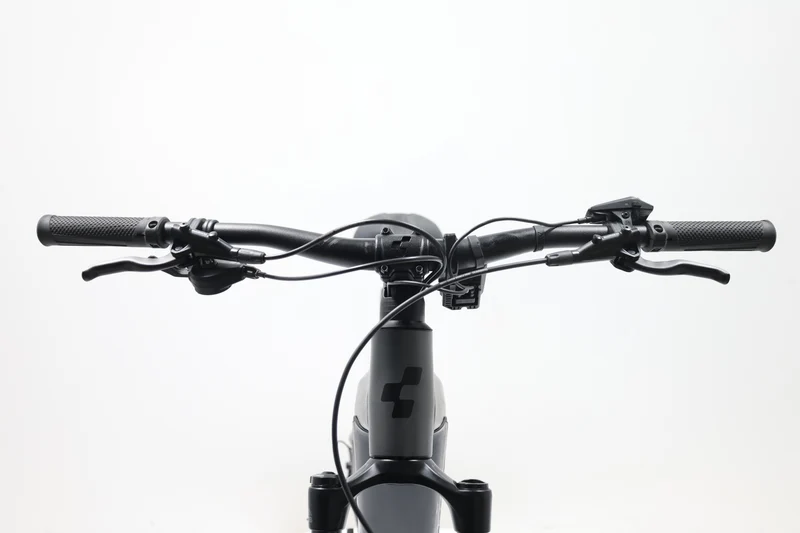 CUBE Reaction Hybrid Race 750 2023 T.L