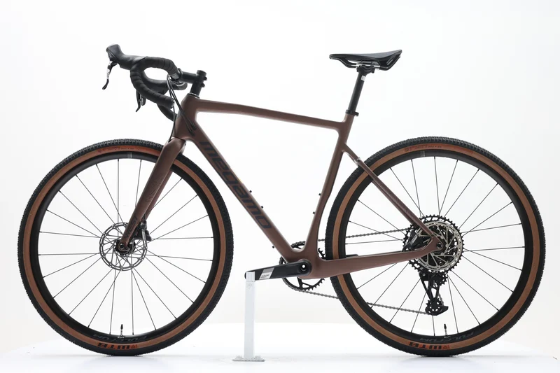 MEGAMO WEST 10 2025
