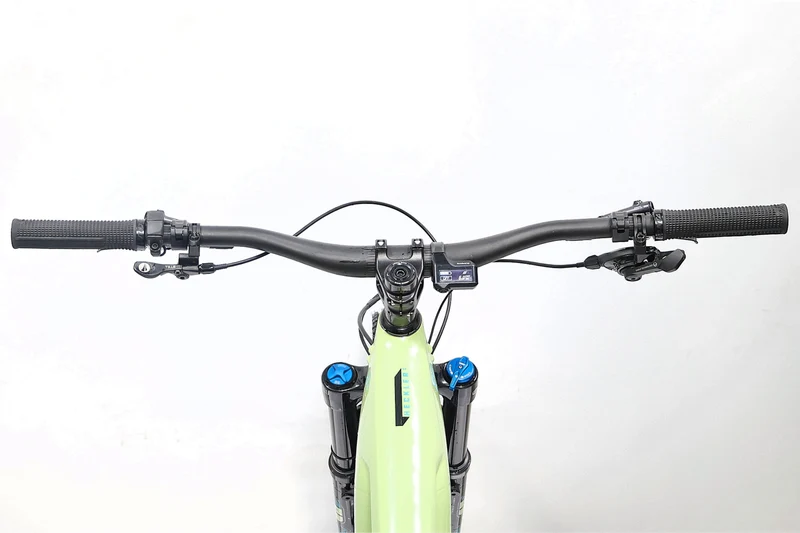 SANTA CRUZ Heckler 9 MX Carbon C 2023 T.M