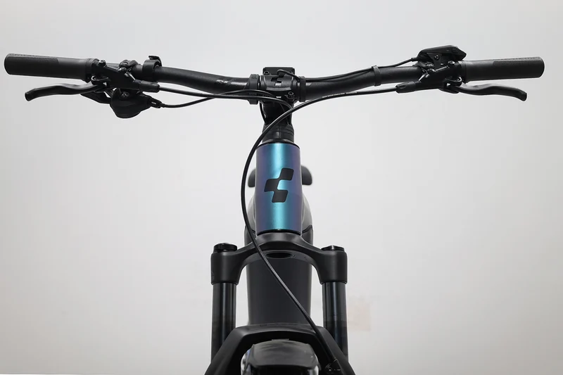 CUBE Reaction Hybrid Race 750 2024 T.L