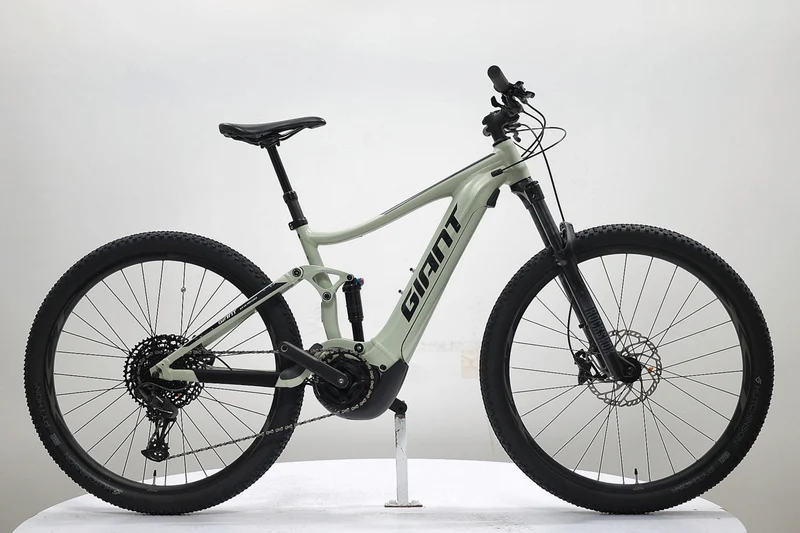GIANT Stance E+ 1 2021 T.M