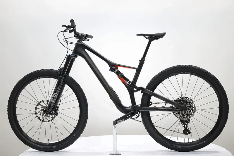 SPECIALIZED Men's Stumpjumper Comp Carbon 29 2020 T.L