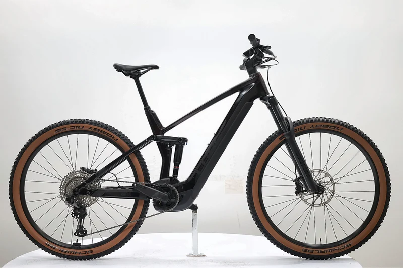 CUBE Stereo Hybrid 140 HPC Race 750 2024 T.L