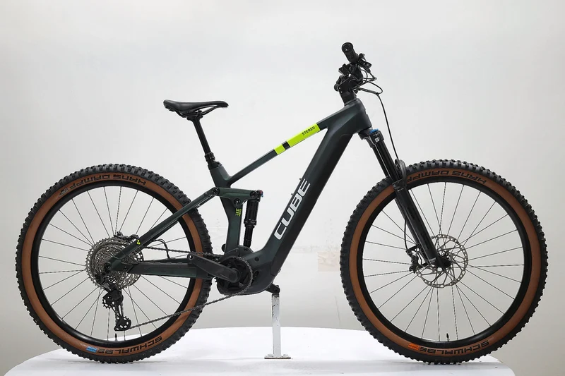 CUBE STEREO HYBRID 140 HPC SLX 750 2024 T.M