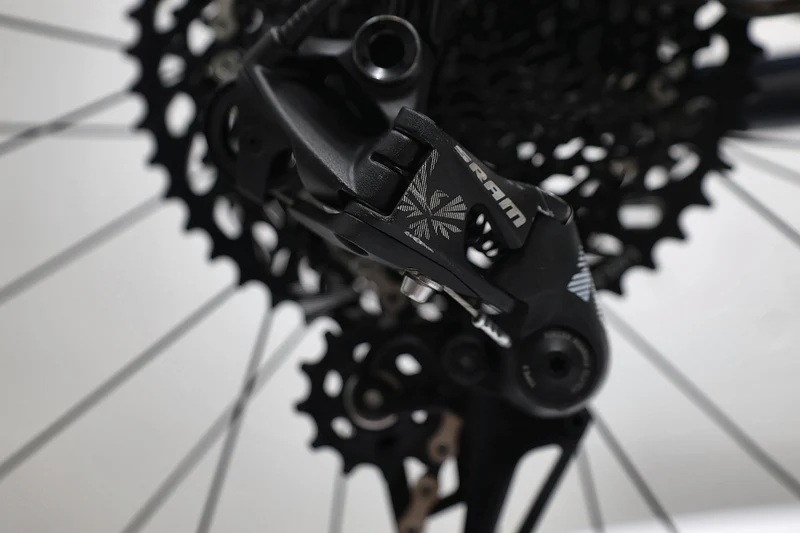 CANNONDALE Moterra Neo Carbon 2 2021 T.M