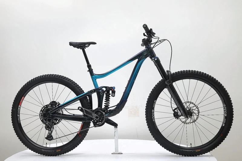 Giant Reign sx 29 star et night T.M 2022