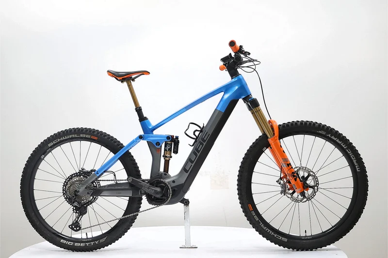 CUBE Stereo Hybrid 160 HPC Actionteam 750 2024 T.M