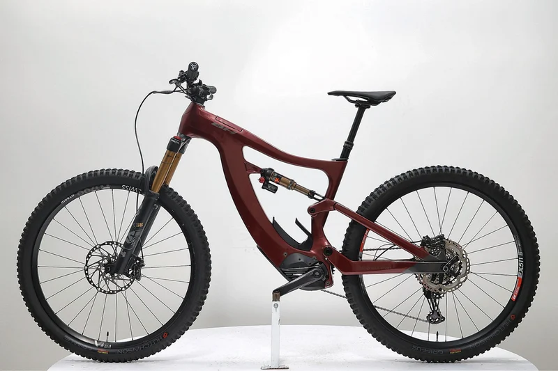 BH Xtep Lynx Pro 0.9 2023 T.L