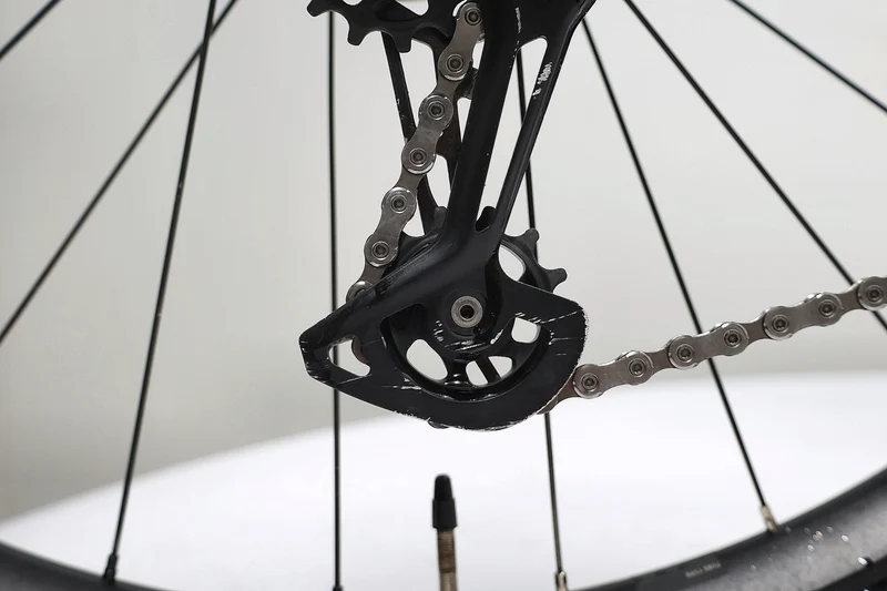 BH Xtep Lynx Pro 0.9 2023 T.L