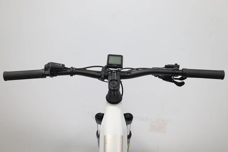 CUBE Reaction Hybrid One 2023 T.L